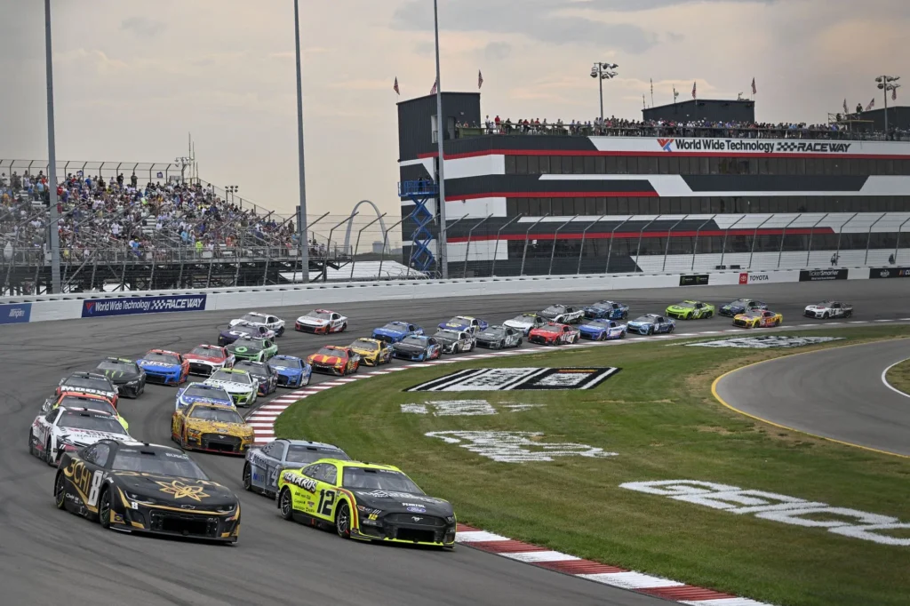 NASCAR Enjoy Illinois 300 2024 main