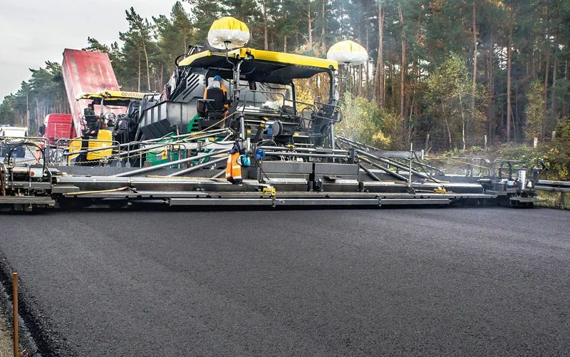 paving vehicles 