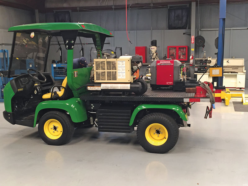 Maintenance utility vehicles 